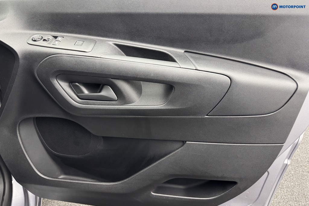 Used Citroen Berlingo 2025 for sale - 76117981: Photo 23