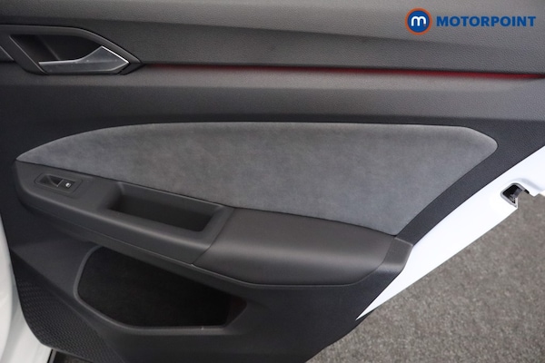 Used Volkswagen Golf 2023 for sale - 76303330: Photo 29