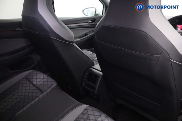 Used Volkswagen Golf 2023 for sale - 76303330: Photo 30