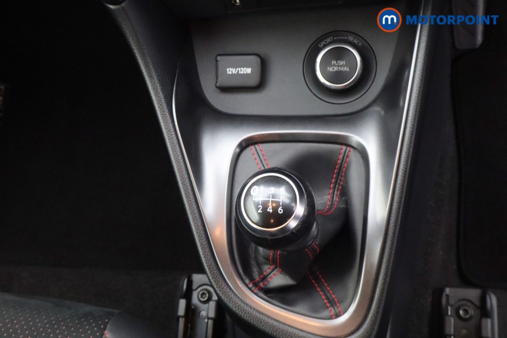 Used Toyota Yaris 2021 for sale - 76416060: Photo 15