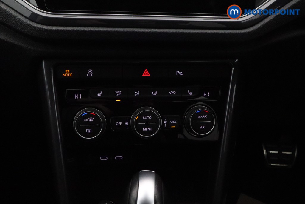 Used Volkswagen T-Roc for sale - 76819422: Photo 11