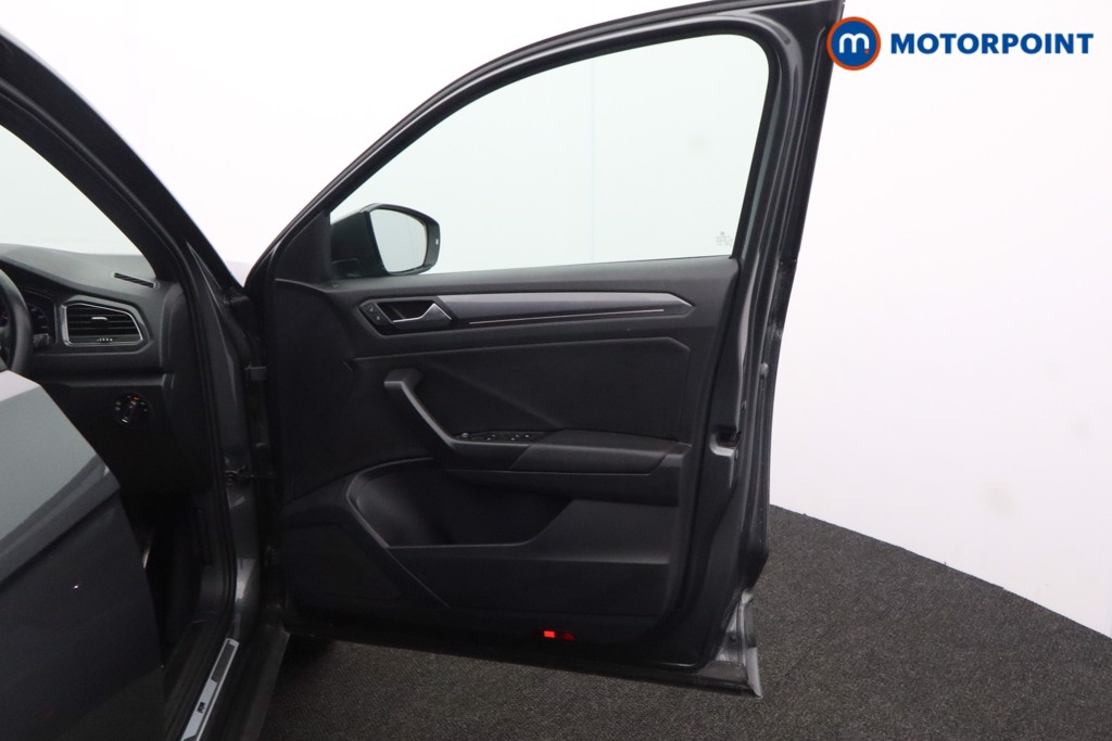 Used Volkswagen T-Roc for sale - 76819422: Photo 19