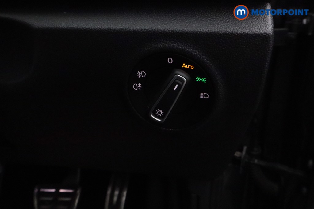 Used Volkswagen T-Roc for sale - 76819422: Photo 22