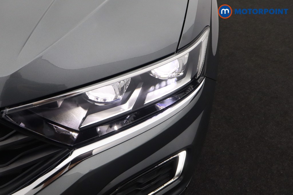 Used Volkswagen T-Roc for sale - 76819422: Photo 35