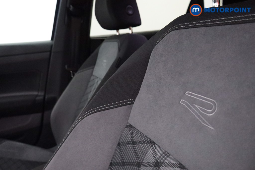 Used Volkswagen Polo 2024 for sale - 76641307: Photo 37