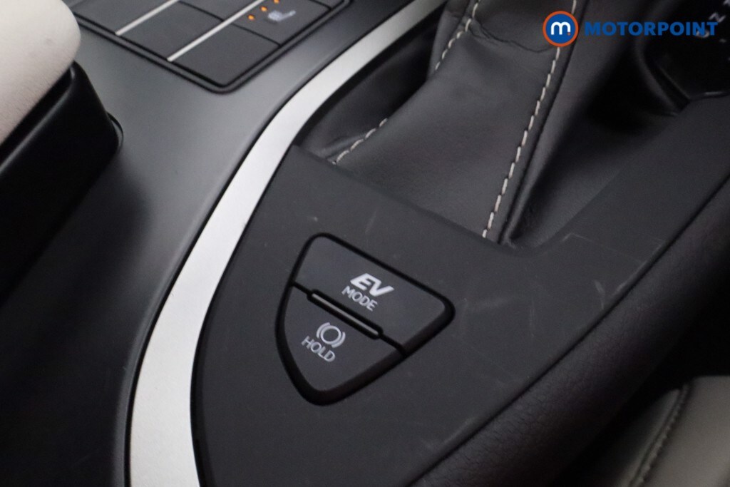 Used Lexus UX 2024 for sale - 77903977: Photo 34