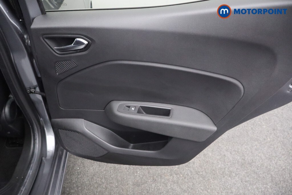 Used Renault Clio 2023 for sale - 77500485: Photo 24