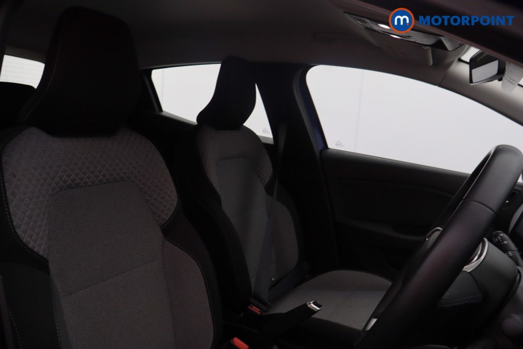 Used Renault Clio 2024 for sale - 77233177: Photo 21