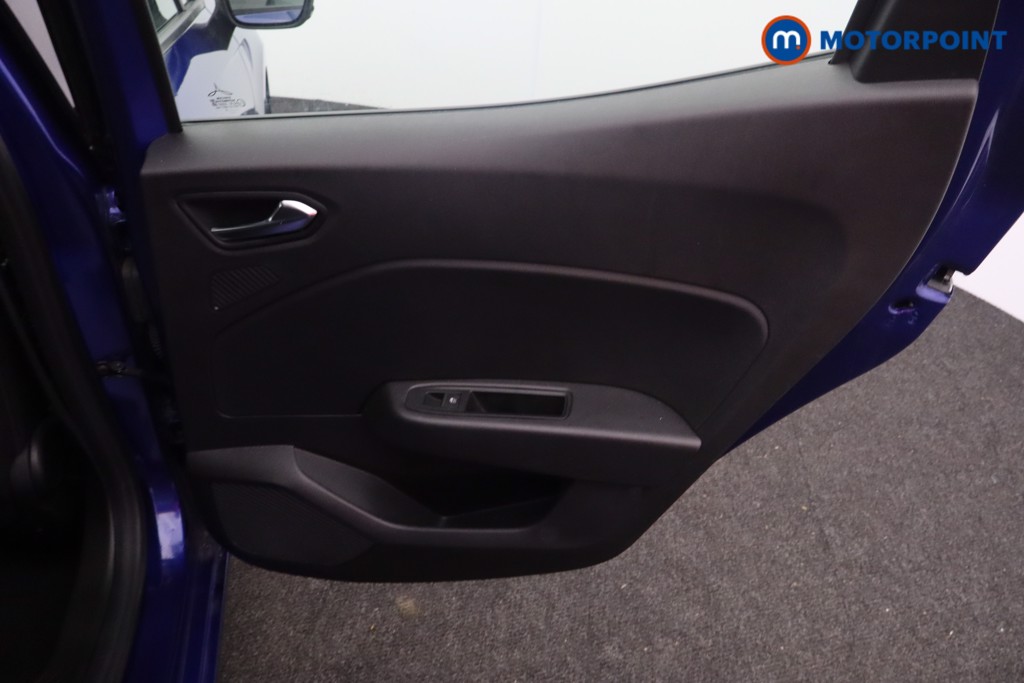 Used Renault Clio 2024 for sale - 77233177: Photo 26