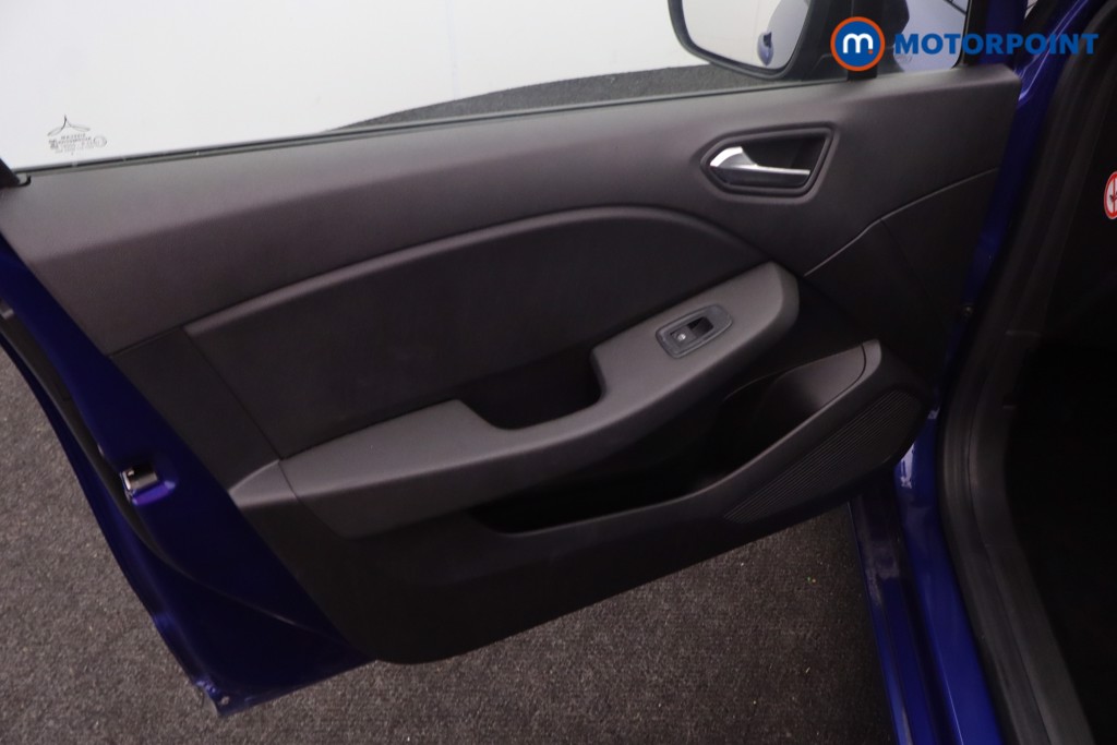 Used Renault Clio 2024 for sale - 77233177: Photo 28