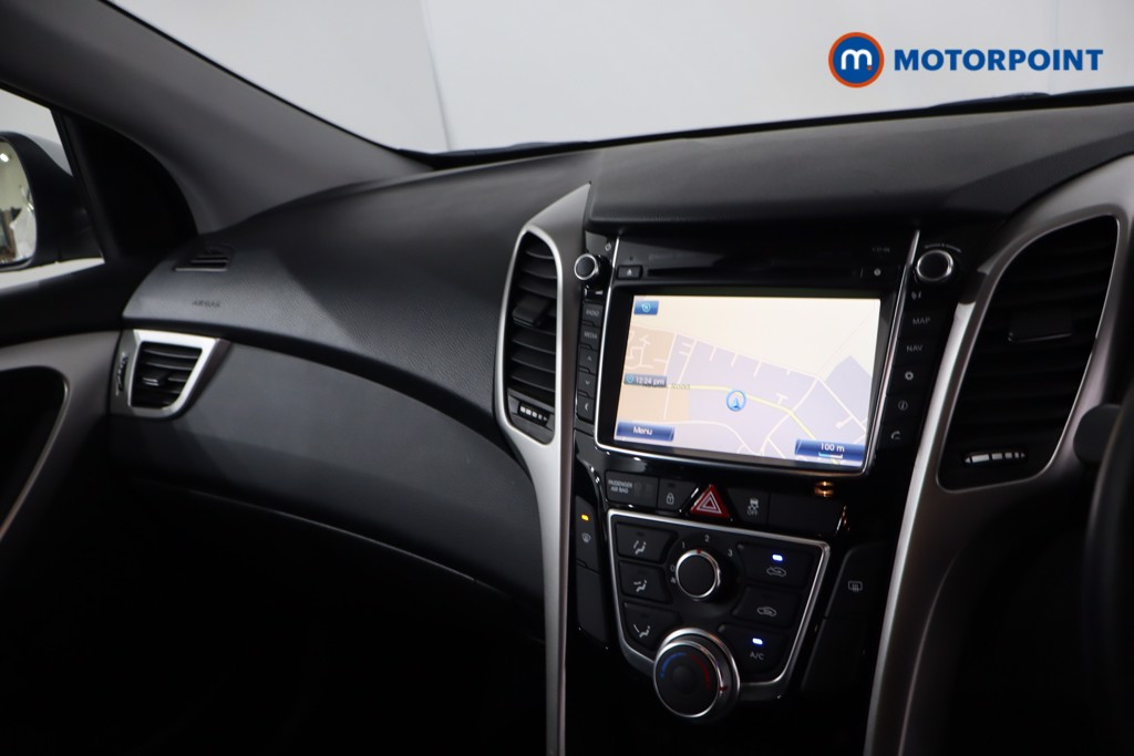 Used Hyundai i30 2016 for sale - 77918901: Photo 27