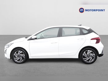 Used Hyundai i20 2024 for sale - 77450705: Photo