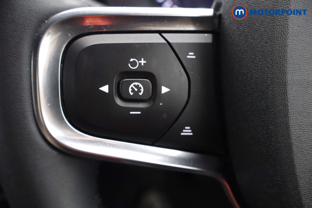 Used Volvo XC40 2023 for sale - 78180528: Photo 11