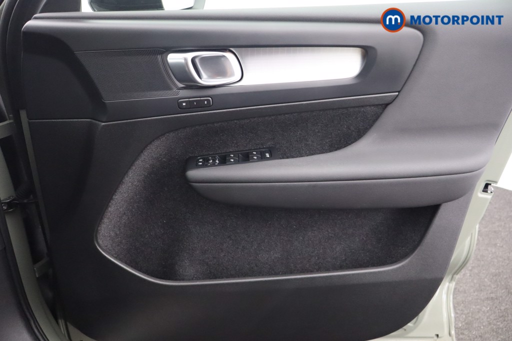 Used Volvo XC40 2023 for sale - 78180528: Photo 19