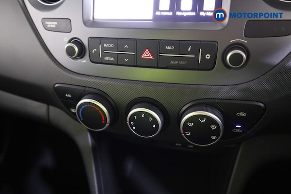 Used Hyundai i10 2018 for sale - 76317031: Photo 15