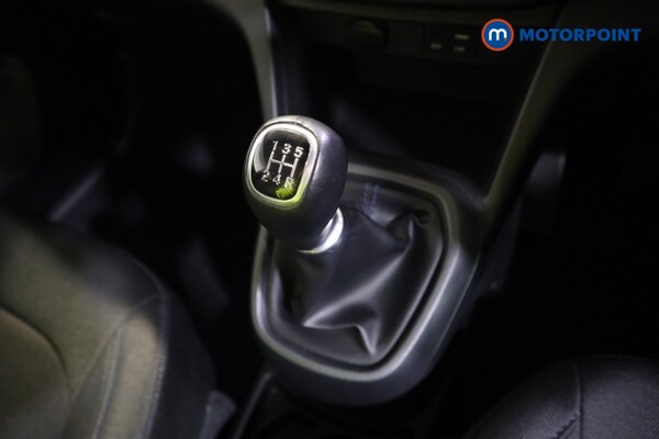 Used Hyundai i10 2018 for sale - 76317031: Photo 17