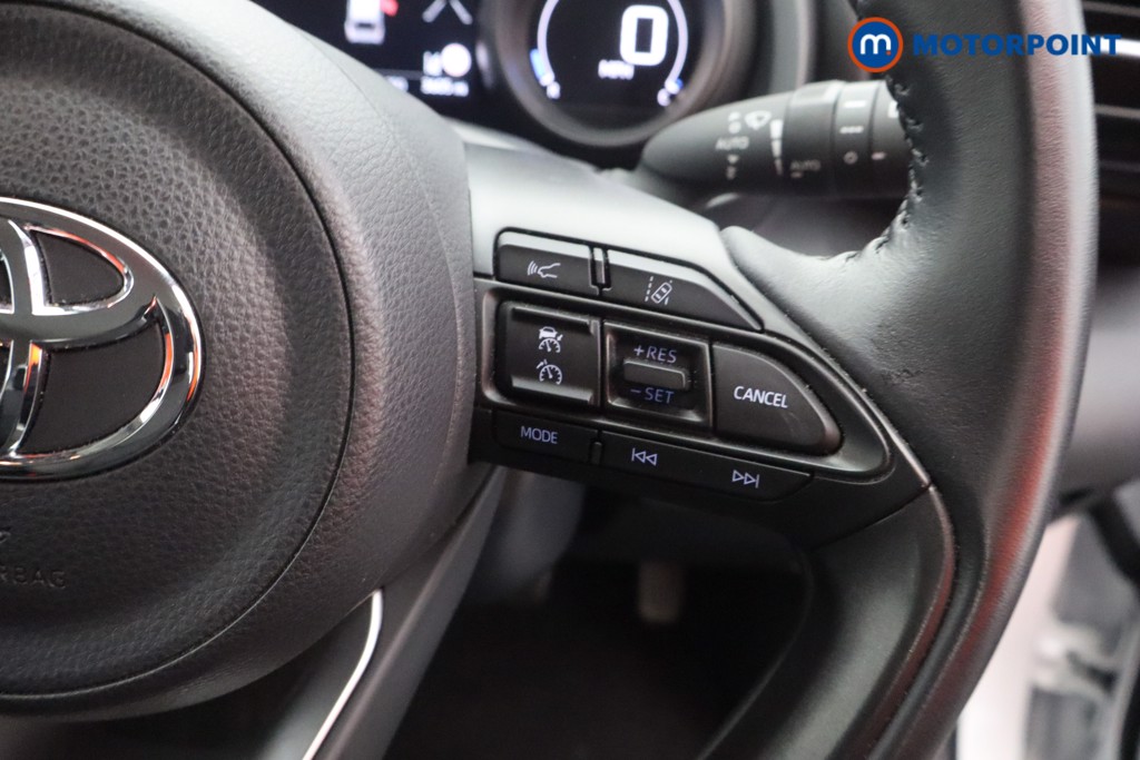 Used Toyota Yaris Cross 2023 for sale - 77262293: Photo 12