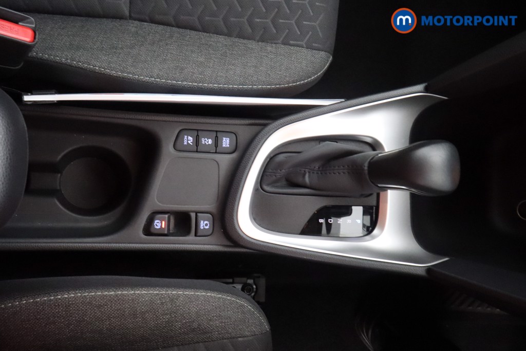 Used Toyota Yaris Cross 2023 for sale - 77262293: Photo 17