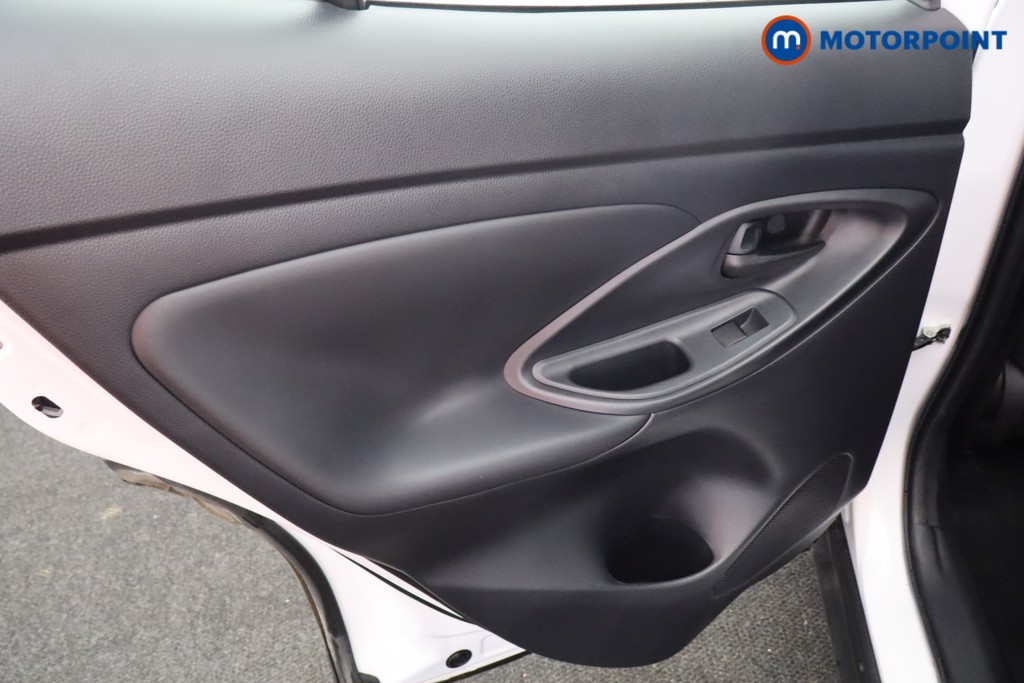 Used Toyota Yaris Cross 2023 for sale - 77262293: Photo 27