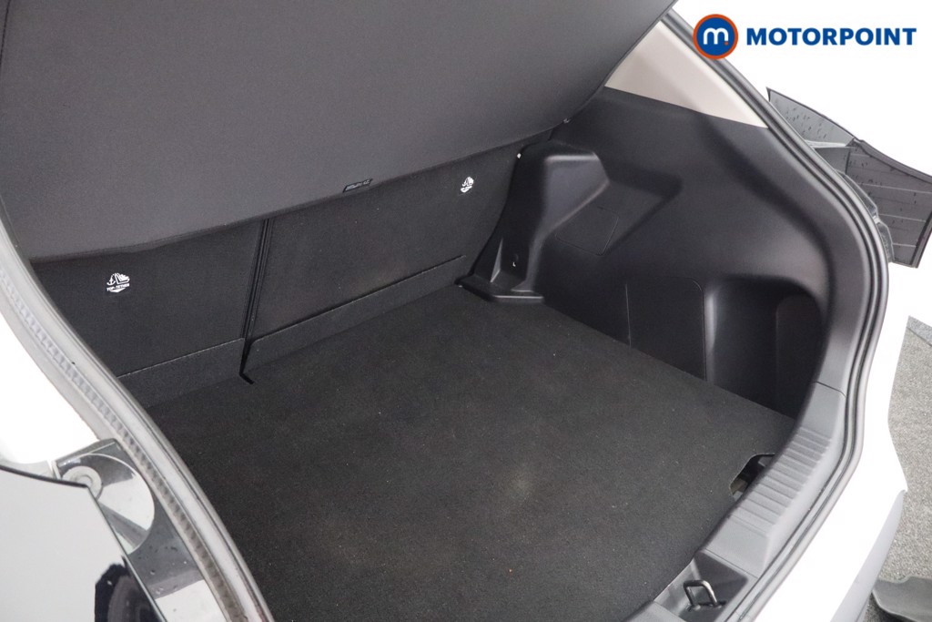 Used Toyota Yaris Cross 2023 for sale - 77262293: Photo 44