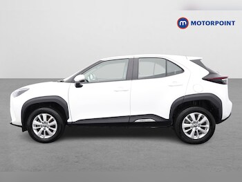 Used Toyota Yaris Cross 2023 for sale - 77262293: Photo