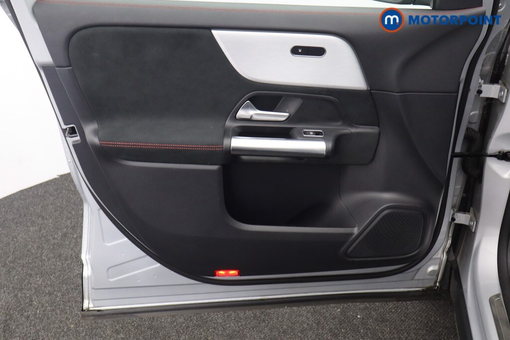 Used Mercedes-Benz EQA 2021 for sale - 76317033: Photo 28