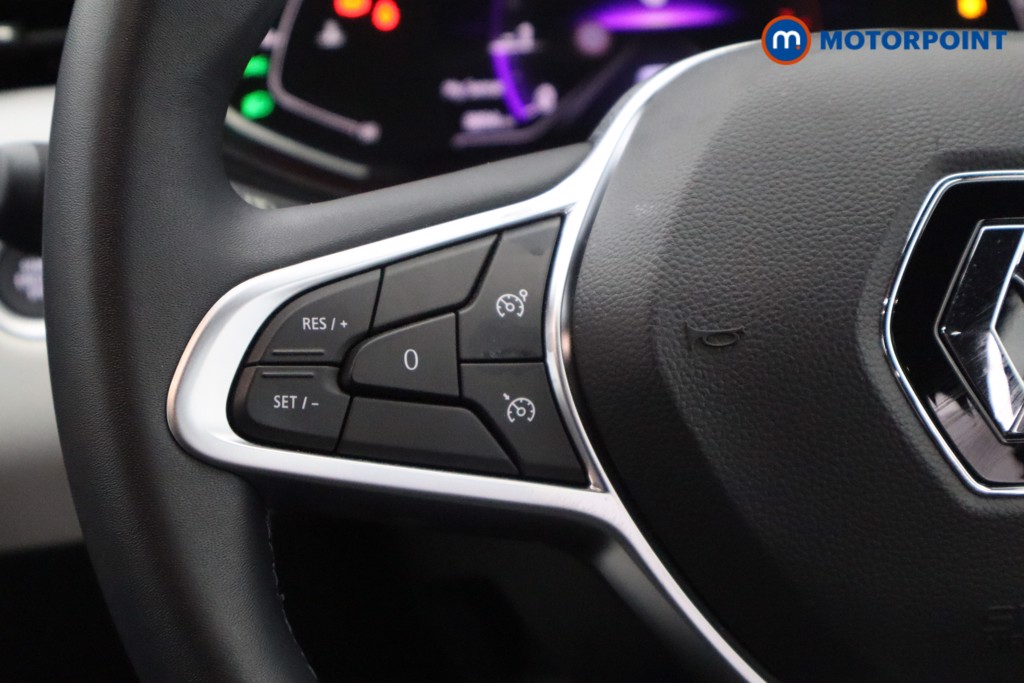 Used Renault Clio 2023 for sale - 77327134: Photo 11