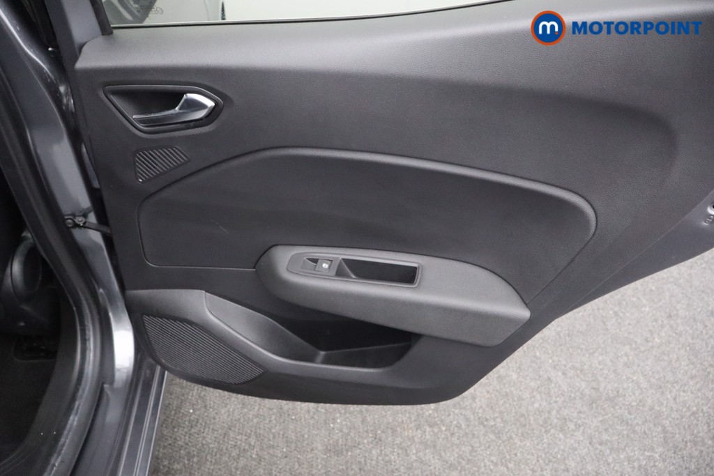 Used Renault Clio 2023 for sale - 77327134: Photo 24