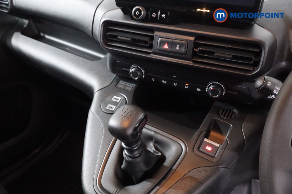 Used Peugeot Partner 2025 for sale - 77946544: Photo 28