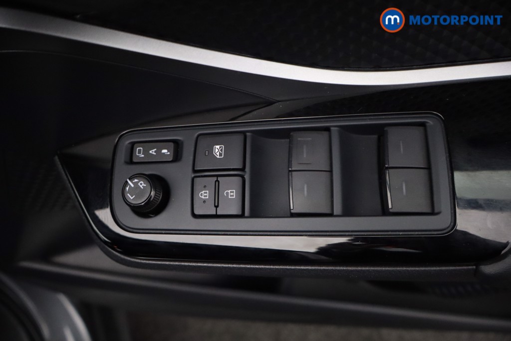 Used Toyota C-HR 2022 for sale - 76972200: Photo 25