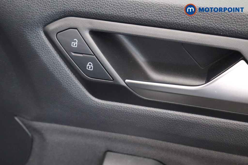 Used Volkswagen T-Roc 2024 for sale - 77079673: Photo 21