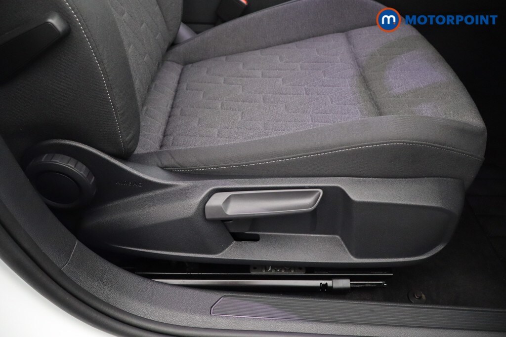 Used Volkswagen Golf 2025 for sale - 78081943: Photo 28