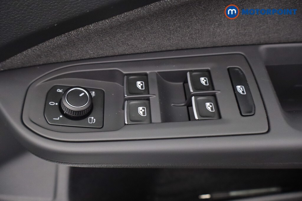 Used Volkswagen Golf 2025 for sale - 78081943: Photo 30