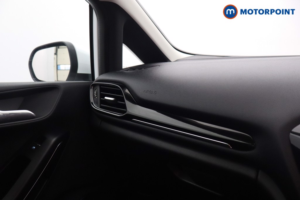 Used Ford Fiesta 2018 for sale - 76653641: Photo 18