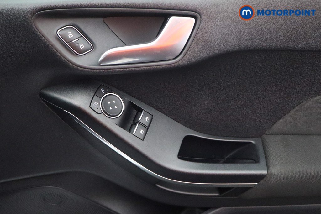 Used Ford Fiesta 2018 for sale - 76653641: Photo 19