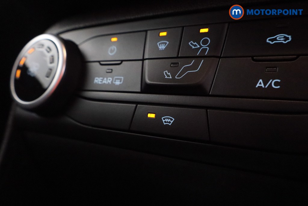 Used Ford Fiesta 2018 for sale - 76653641: Photo 33