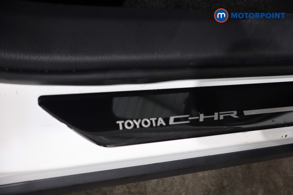 Used Toyota C-HR 2024 for sale - 76028357: Photo 31