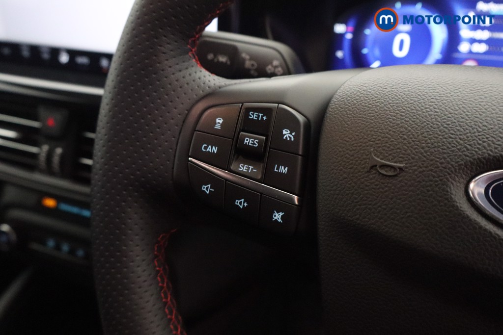 Used Ford Focus 2023 for sale - 76685168: Photo 11