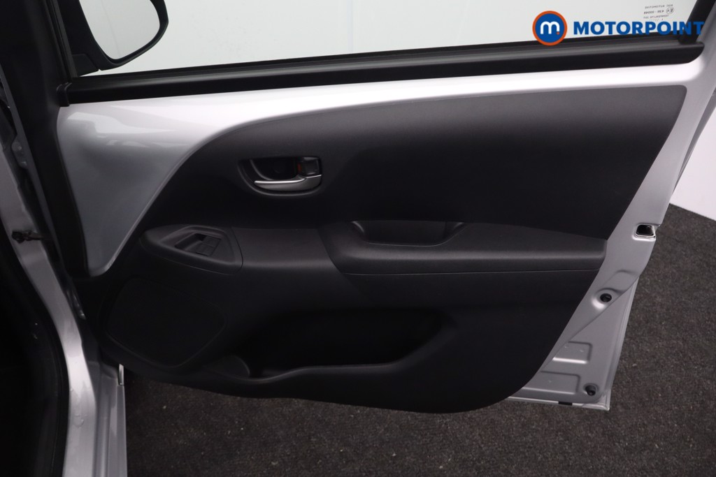 Used Toyota AYGO 2021 for sale - 76719671: Photo 26