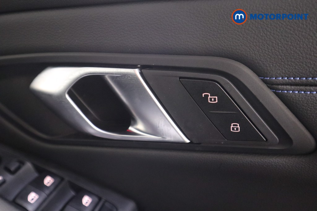 Used BMW 3 Series 2024 for sale - 77691708: Photo 21