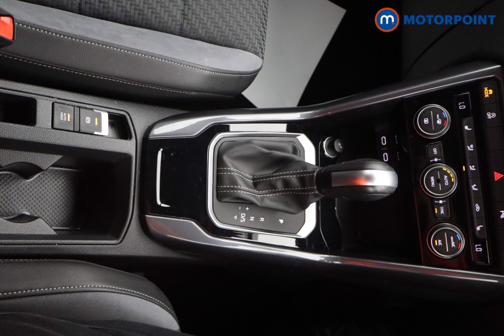 Used Volkswagen T-Roc 2021 for sale - 76534666: Photo 16