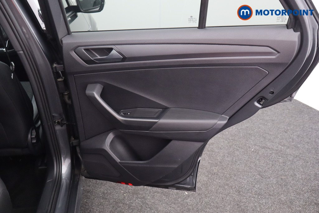 Used Volkswagen T-Roc 2021 for sale - 76534666: Photo 26