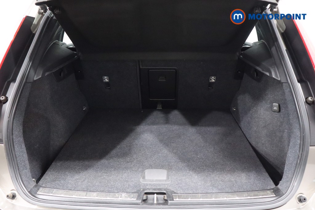 Used Volvo XC40 2021 for sale - 76379690: Photo 46