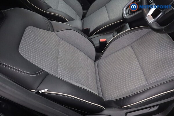 Used Renault Clio 2021 for sale - 76162215: Photo 24