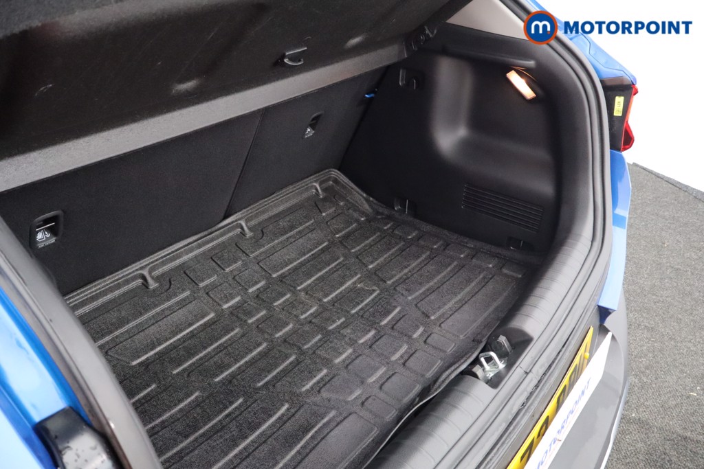 Used Kia Stonic 2023 for sale - 77138546: Photo 46