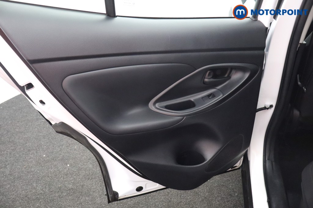 Used Toyota Yaris Cross 2023 for sale - 76641263: Photo 26