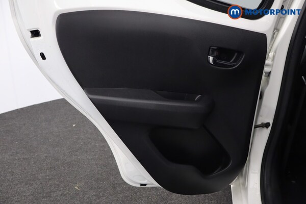 Used Toyota AYGO 2020 for sale - 76279068: Photo 27