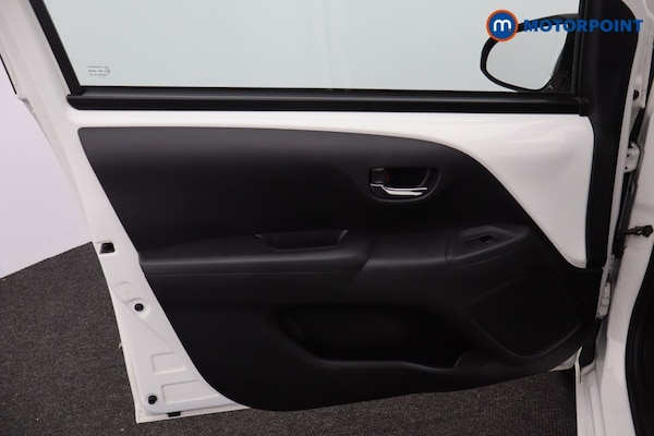 Used Toyota AYGO 2020 for sale - 76279068: Photo 28
