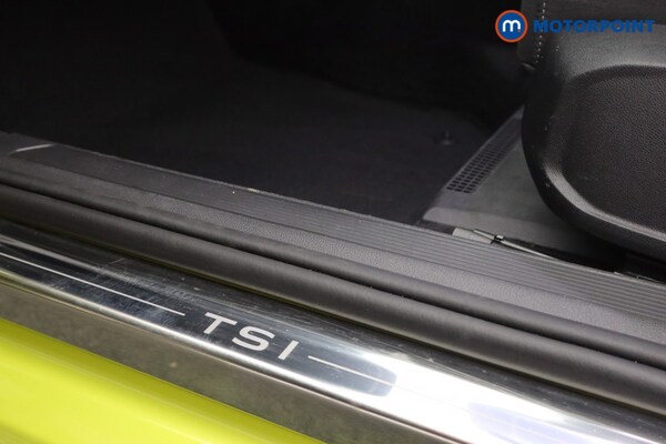 Used Volkswagen Golf 2021 for sale - 76172770: Photo 32