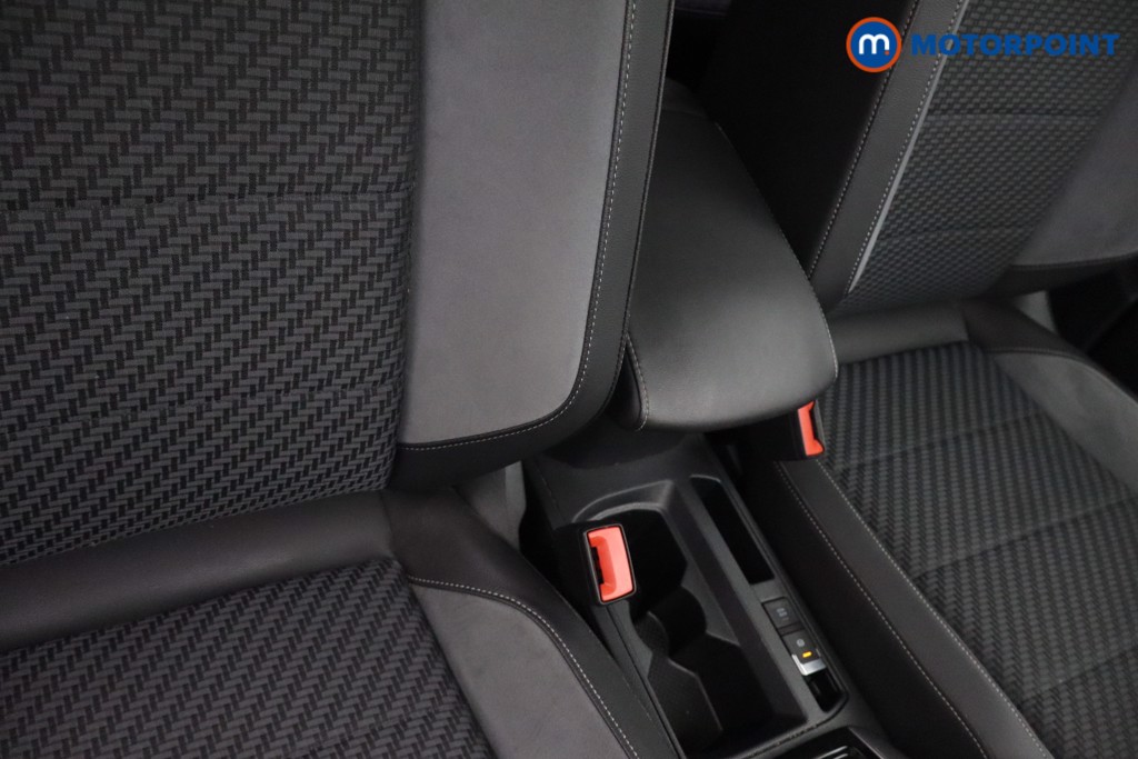 Used Volkswagen T-Roc 2021 for sale - 76723106: Photo 22